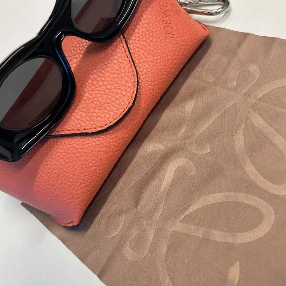 Loewe Paula Ibiza Sunglasses  UNISEX Black - Picture 2 of 7